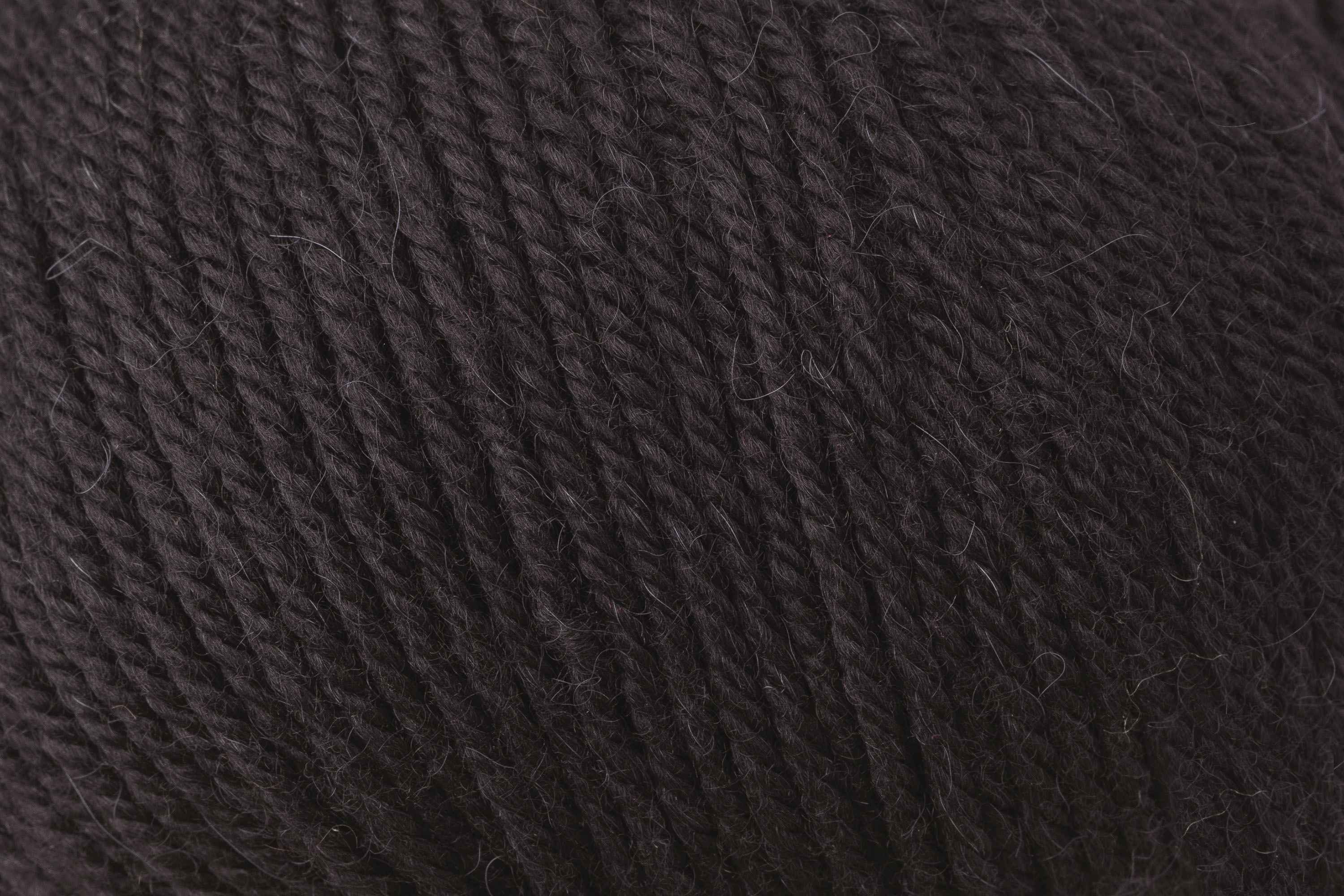 ROWAN ALPACA SOFT DK Merinowolle-Baby-Alpaka-Garn für anspruchsvolle Strickprojekte, strukturierte Muster und angenehm tragbare Strickstücke, FARBE:
Simply Black 216