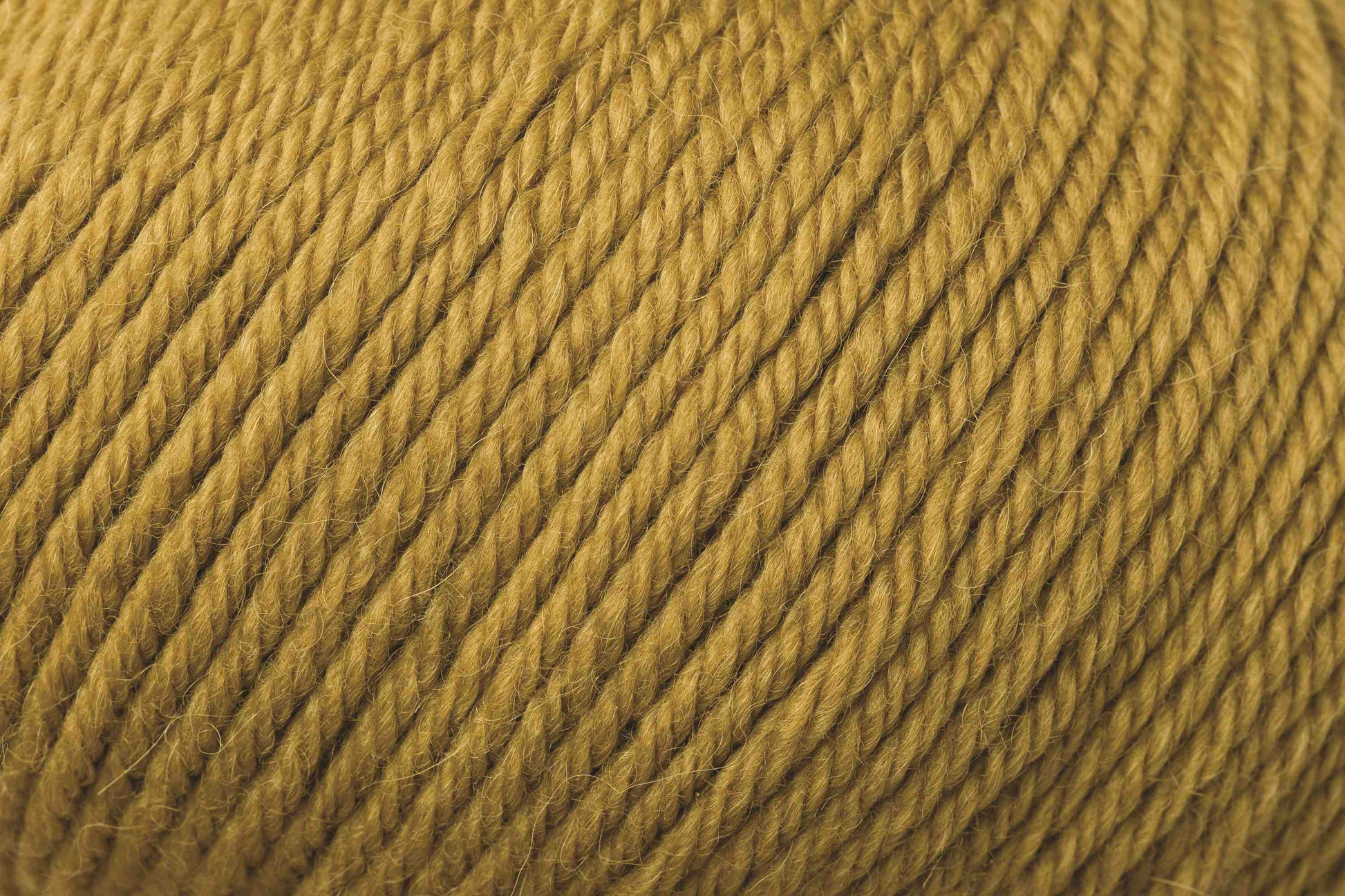 ROWAN ALPACA SOFT DK weiches Strickgarn aus 70 % extrafeiner Merinowolle und 30 % Baby Alpaka für Pullover, Cardigans, Schals und Tücher, FARBE:
Autumn Gold 220