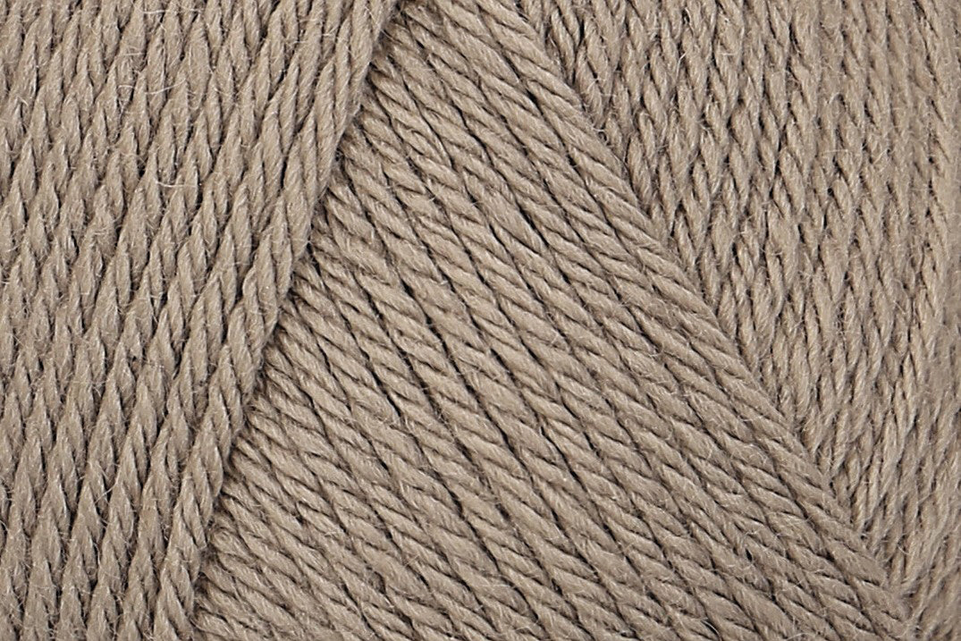 ROWAN BABY CASHSOFT MERINO Garn zum Stricken 50 g 130 m, weiches Strickgarn aus 57 % extrafeiner Merinowolle, 33 % Acryl und 10 % Kaschmir für Babybekleidung, Kinderpullover, Schals und feine Strickprojekte, FARBE: Taupe 104