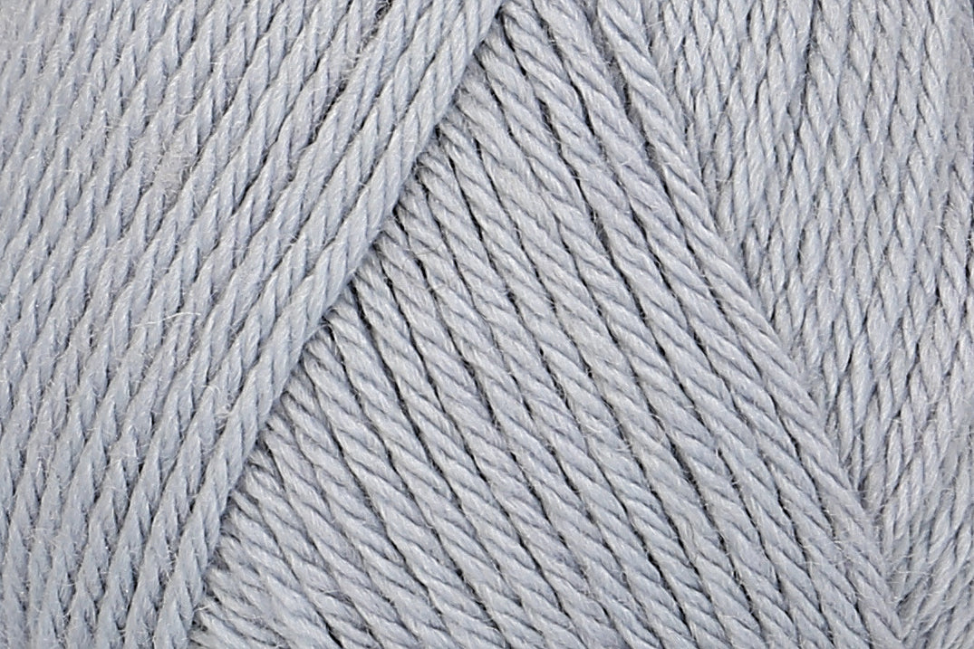 ROWAN BABY CASHSOFT MERINO Merino Strickgarn aus 57 % extrafeiner Merinowolle, 33 % Acryl und 10 % Kaschmir für Babypullover, Kinder-Cardigans, Strickmützen, Decken und hochwertige Handarbeit, FARBE: Baby Blue 107