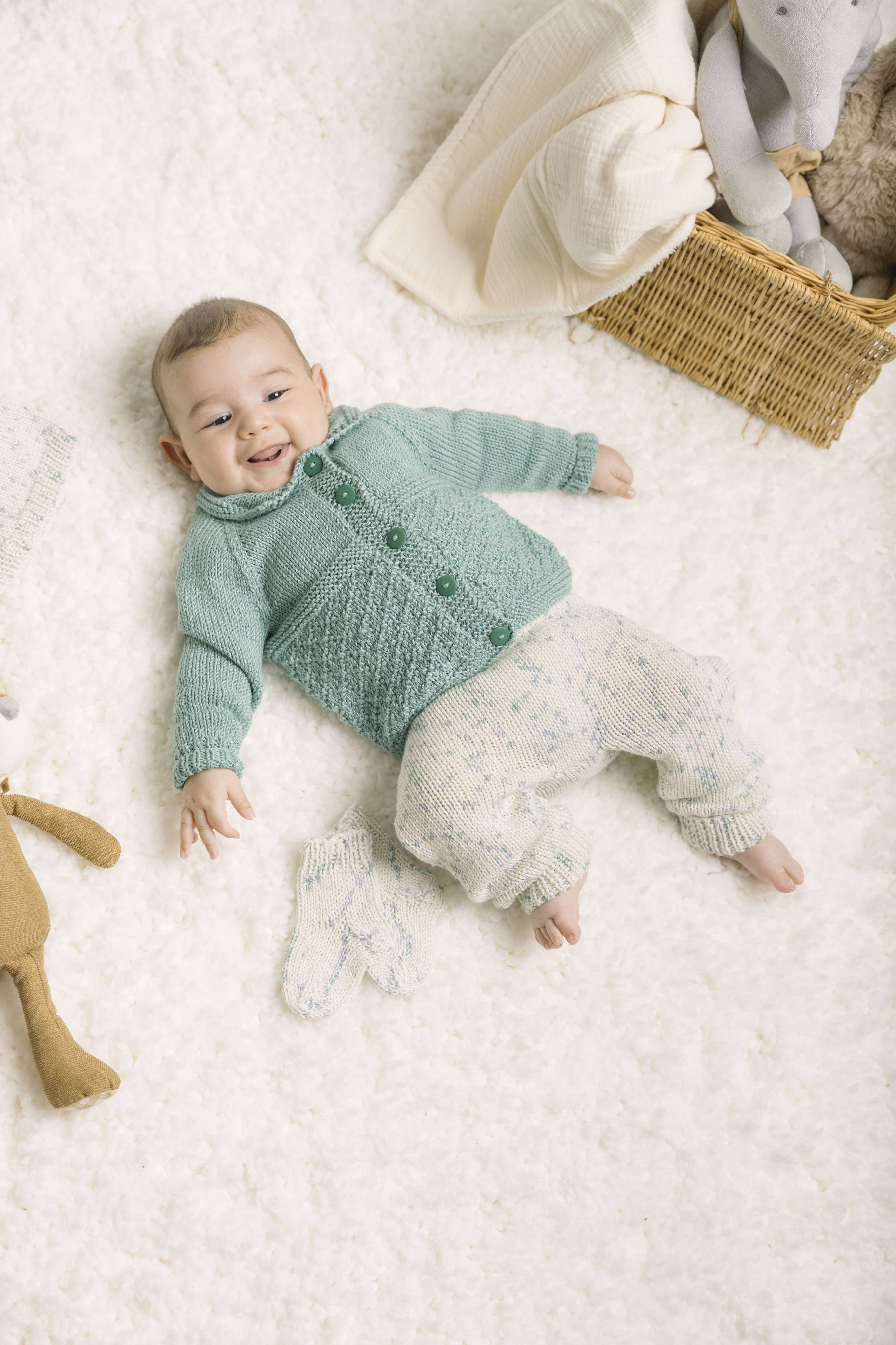 BABY 10 Projekte 0-18 MONATE | DMC | BABY GARNE