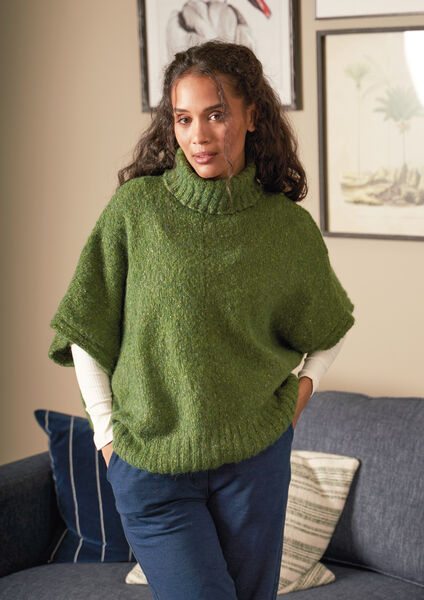 Grüner Oversize-Pullover mit kurzen Ärmeln aus ROWAN FINE TWEED HAZE, hochwertigem Tweedgarn mit Alpaka und Wolle für moderne Damenstrickmode