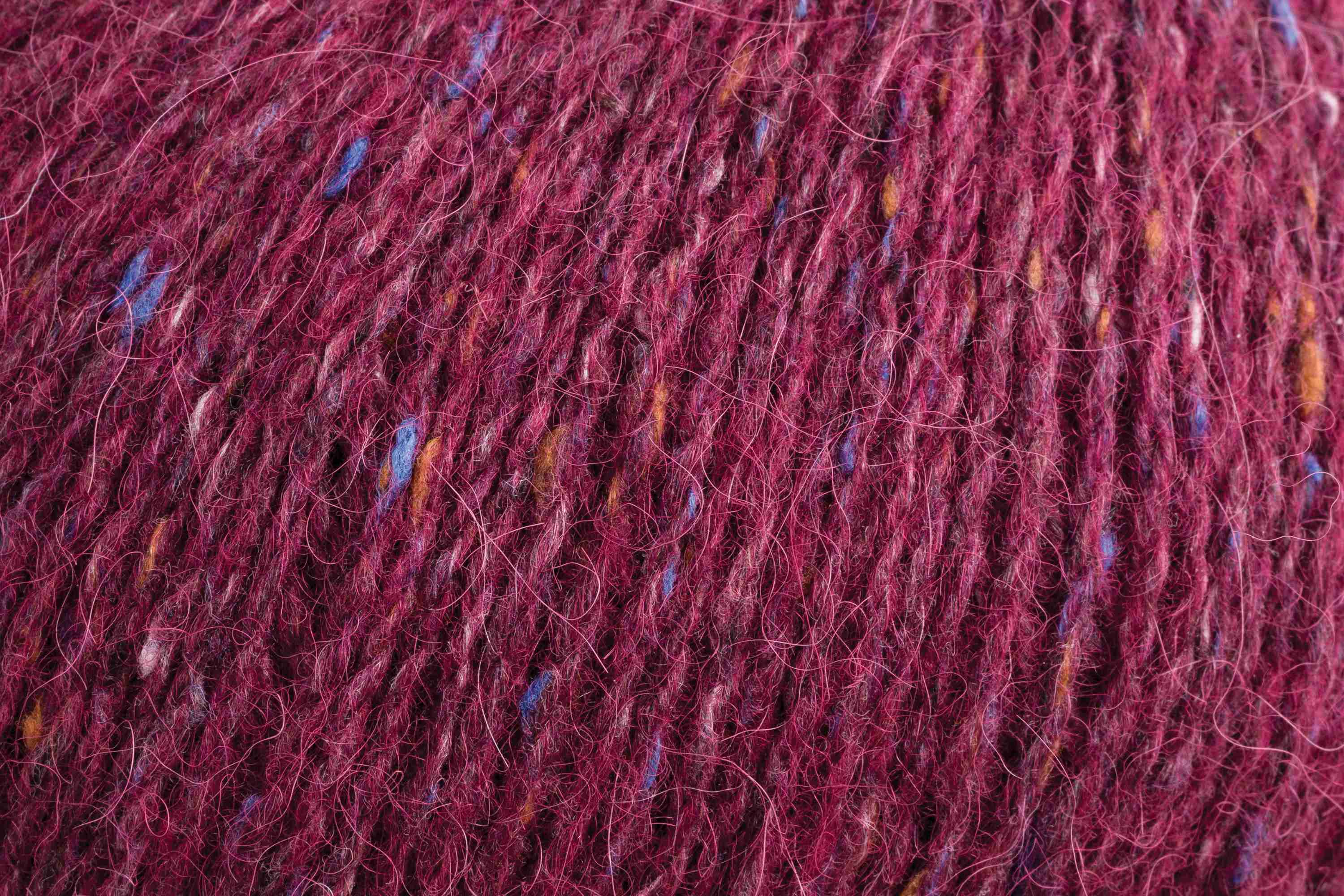 Weiche ROWAN Felted Tweed Wolle mit Tweed-Effekt für Handstricken, Pullover stricken, Cardigan stricken und anspruchsvolle Strickmuster, FARBE:
Tawny 186