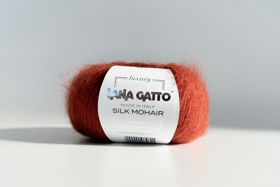 Lana Gatto Silk Mohair 30141 - Weiches Luxus Strickgarn aus Super Kid Mohair und Seide. Ideal für luftige Spitzen- und Strickprojekte.