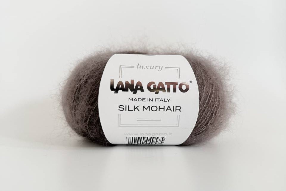Lana Gatto Silk Mohair 6030 - Weiches Luxus Strickgarn aus Super Kid Mohair und Seide. Ideal für luftige Spitzen- und Strickprojekte.