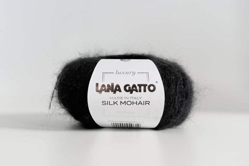 Lana Gatto Silk Mohair 6037 - Weiches Luxus Strickgarn aus Super Kid Mohair und Seide. Ideal für luftige Spitzen- und Strickprojekte.