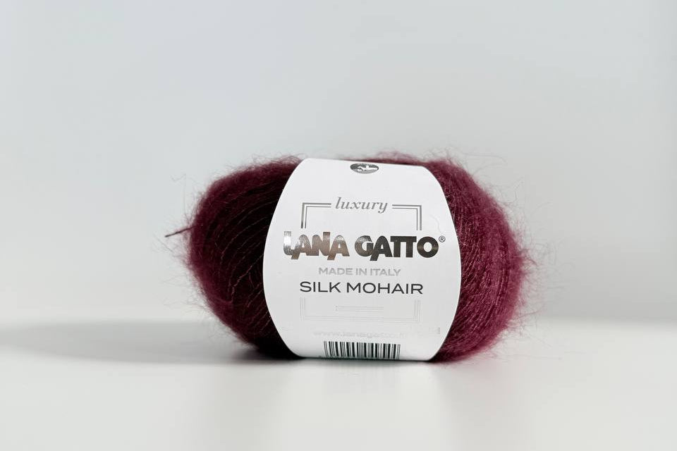 Lana Gatto Silk Mohair 7261 - Weiches Luxus Strickgarn aus Super Kid Mohair und Seide. Ideal für luftige Spitzen- und Strickprojekte.