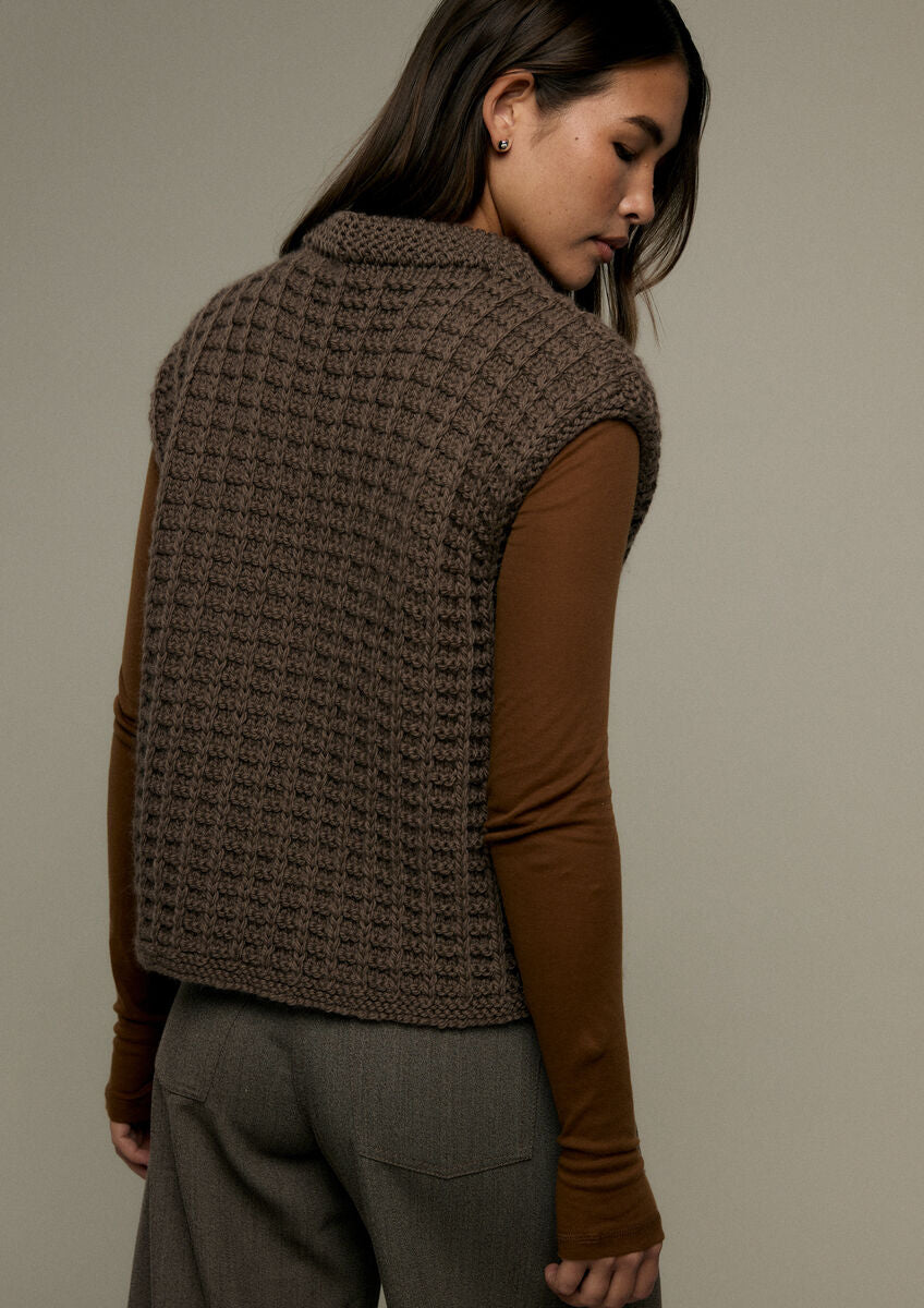 ARLO GILET | MODE at ROWAN | CHUNKY WOOL