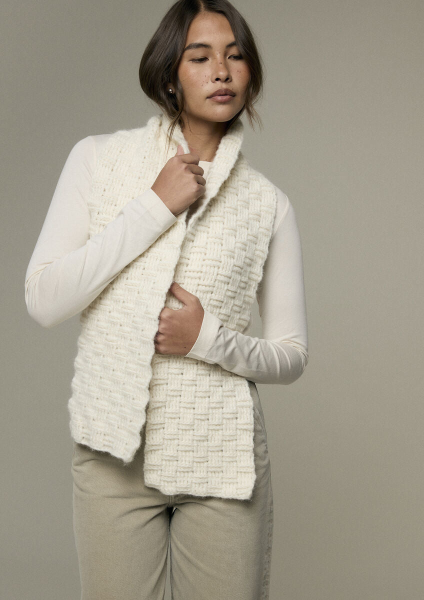 ELM SCARF | MODE at ROWAN | SOFTEST ALPACA