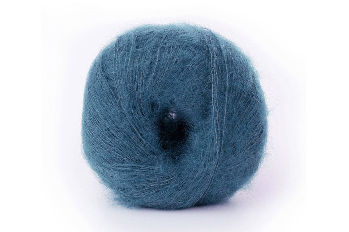 Exklusives Naturgarn Lana Gatto Silk Mohair für Stricken und Häkeln von Winterbekleidung, Damenpullovern, Cardigans und eleganten Accessoires