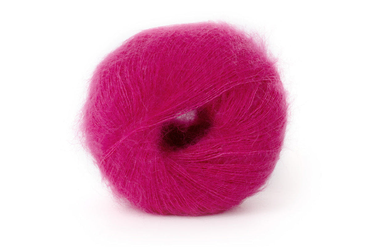 Lana Gatto Silk Mohair aus Super Kid Mohair und Seide für warme, leichte und elegante Strickmode mit weichem Flor