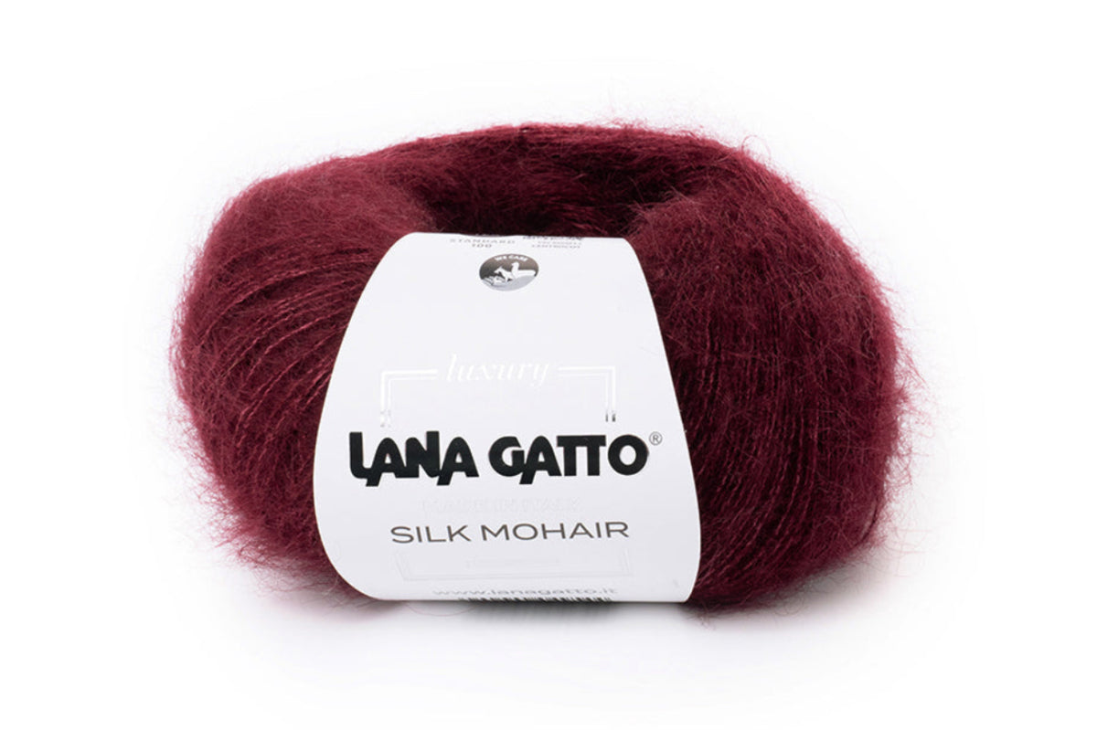 Premium Mohair-Seide-Strickgarn Lana Gatto Silk Mohair für luxuriöse Winteraccessoires und Designer-Mode. FARBE: Vinaccia 7261
