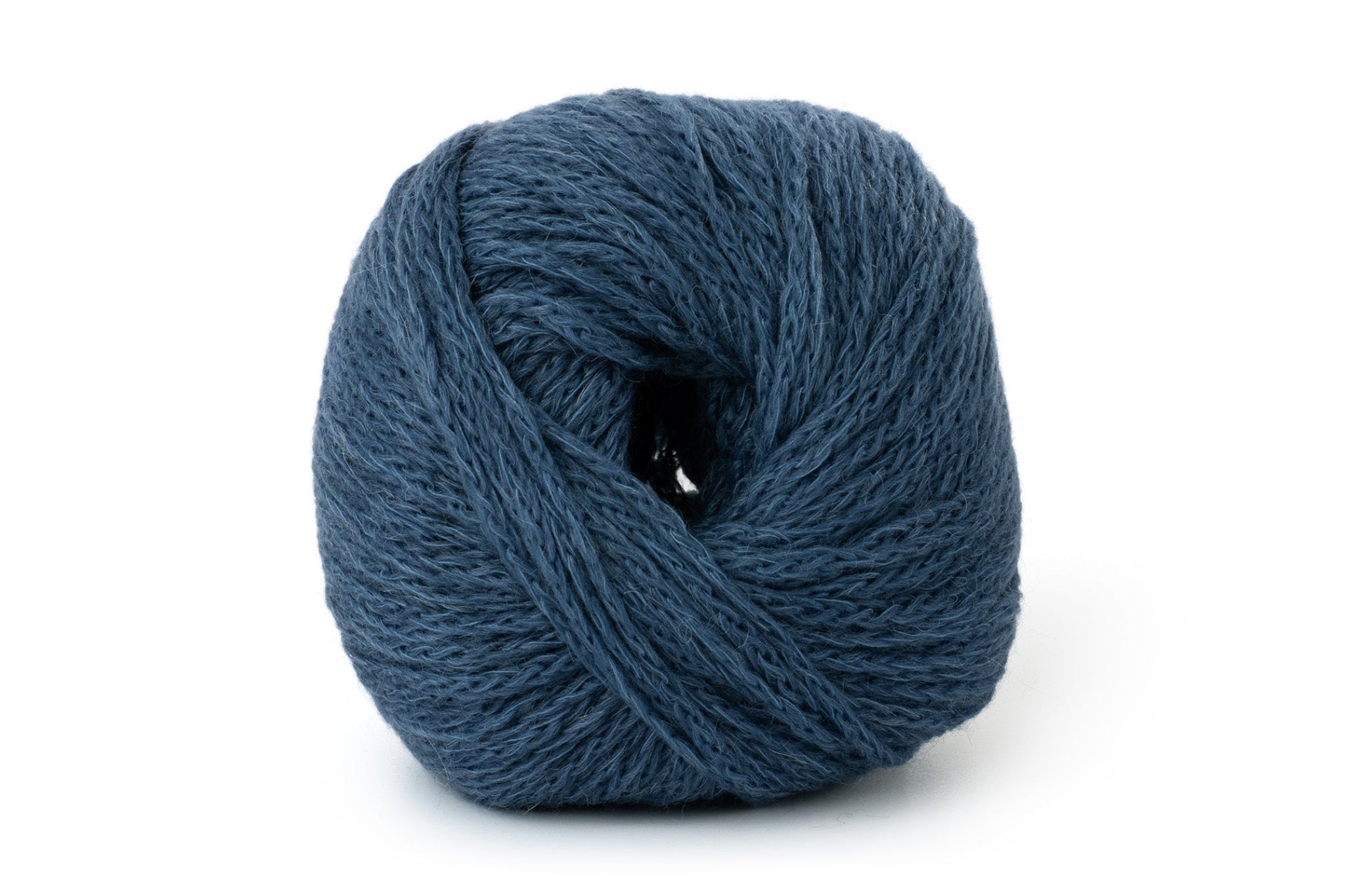Lana Gatto Catena Soft hochwertige Mischung aus Baumwolle Merinowolle und Baby Alpaka in Blau 30530 ist ideales Sommergarn für leichte Strickjacken und Accessoires