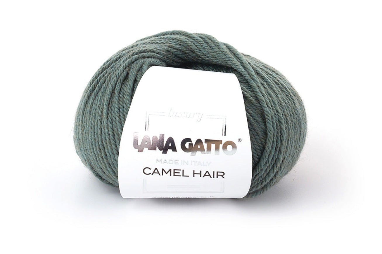Italienisches Strickgarn Lana Gatto Camel Hair mit MASCHENPROBE 10 cm | 18 Maschen, 25 Reihen für Zopfmuster, Strukturmuster und exklusive Designer-Handarbeit