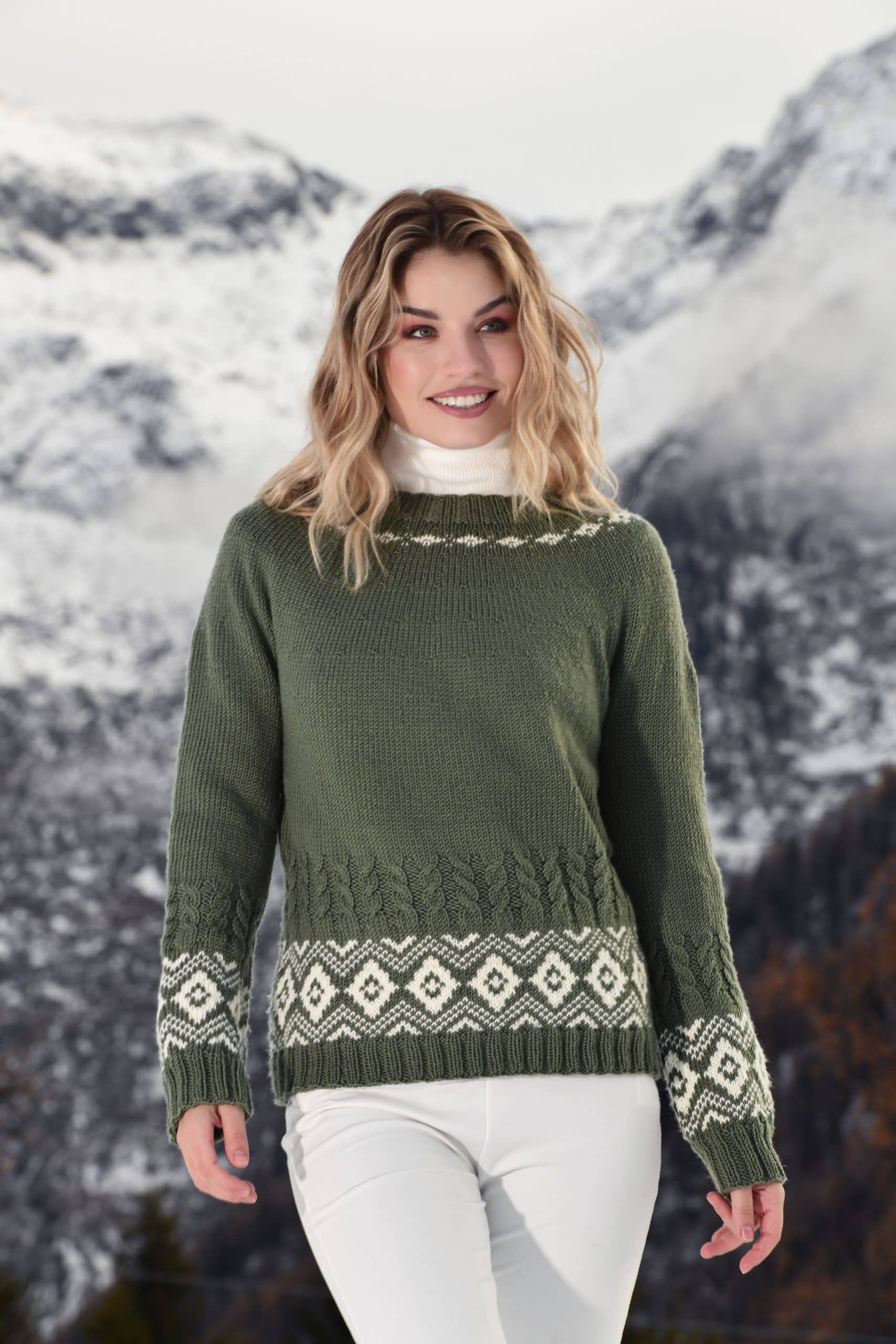 Damen Strickpullover aus Lana Gatto Super Soft, hochwertiges Merinogarn mit Jacquardmuster, warme Wintermode für Damen und exklusive Handarbeitsprojekte