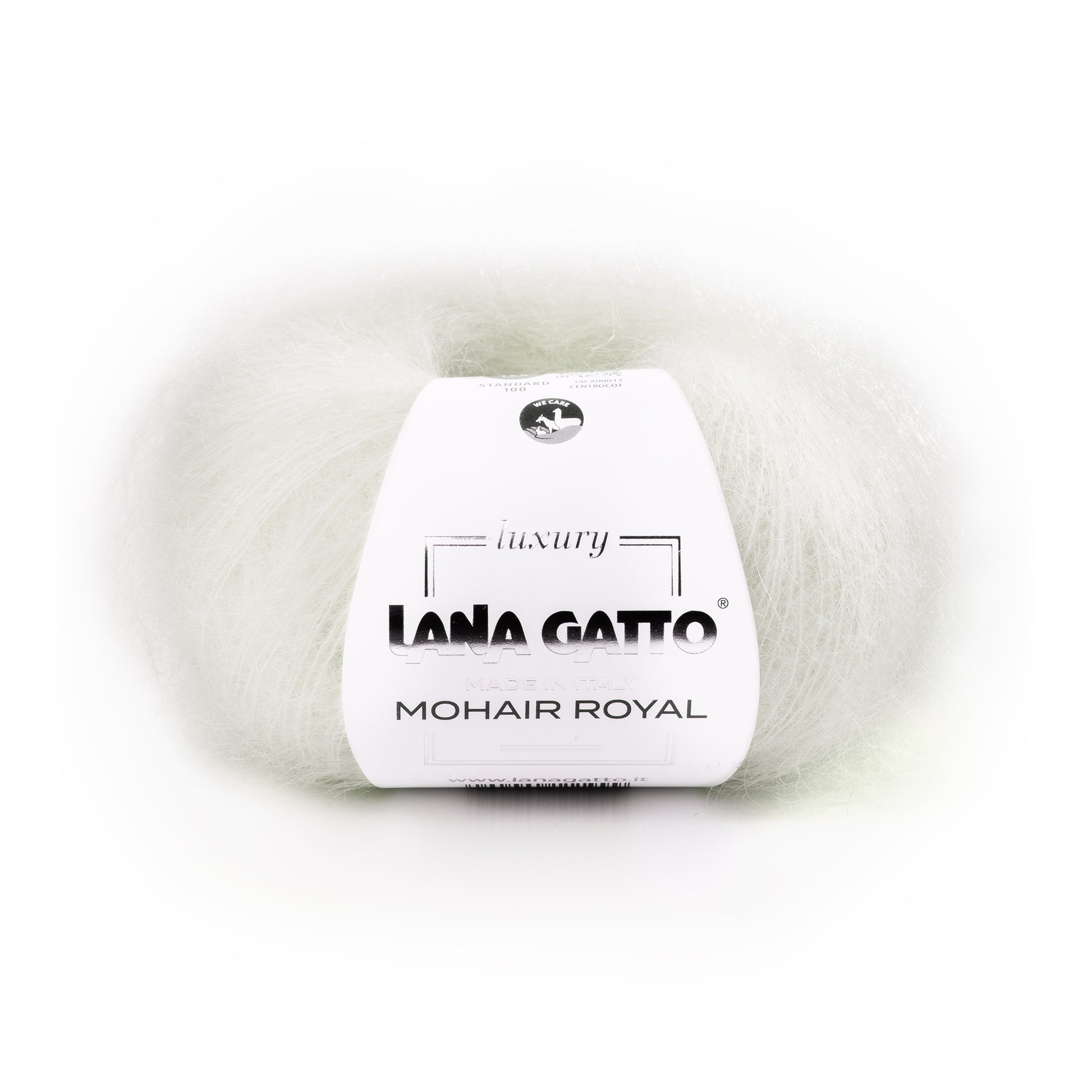 Lana Gatto Mohair Royal Premiumgarn in Weiß. 80% Kid Mohair 20% Nylon. Flauschiges Mohairgarn für luftige Stolas und Tücher
