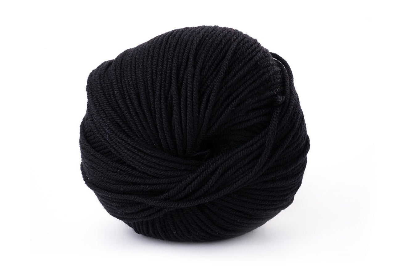 Luxuriöses Lana Gatto Super Soft Strickgarn Made in Italy aus 100% Extrafine Merino Wool für Wintermode, Handmade Fashion, Strickbekleidung und exklusive Handarbeitsprojekte, FARBE: Nero 10008