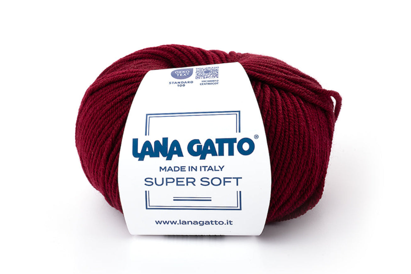 Luxuriöses Lana Gatto Super Soft Strickgarn aus Extrafine Merino Wool für Wintermode, Strickbekleidung, Handmade Fashion und exklusive Designer-Projekte, Made in Italy
