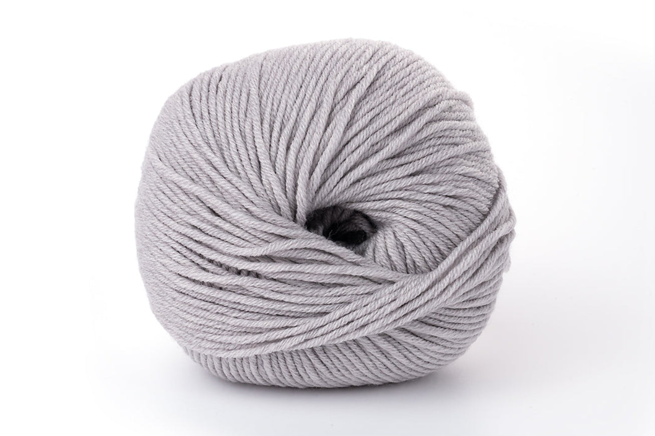 Premium-Strickgarn Lana Gatto Super Soft aus Extrafine Merino Wool für Mützen, Schals, Loops, Winterpullover und moderne Designer-Strickmode