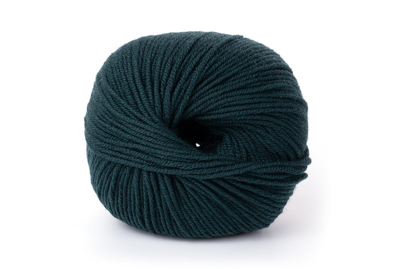 Luxuriöses Strickgarn Lana Gatto Super Soft aus Extrafine Merinowolle für Mützen, Loops, Schals, Winteraccessoires und moderne Handmade Fashion