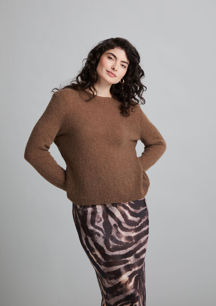 Ayla Strickanleitung von MODE at ROWAN für einen Damen Strickpullover aus Alpaca Haze mit Rundhalsausschnitt