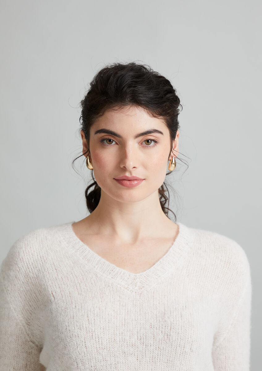 Ayla Strickanleitung für einen vielseitigen Damenpullover von MODE at ROWAN aus weichem Alpaca Haze Garn