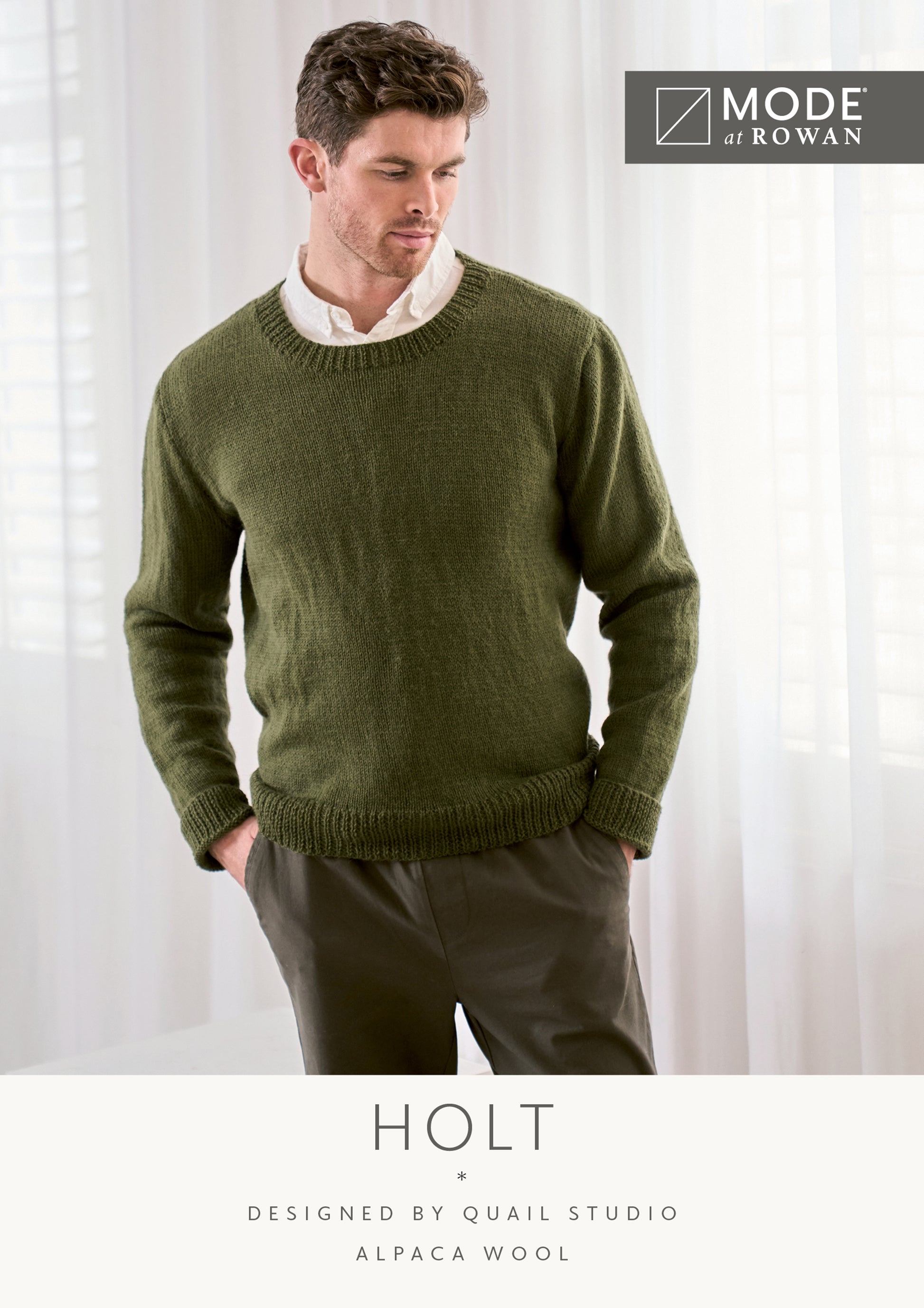 MODE at ROWAN Holt Strickanleitung für einen klassischen Herrenpullover aus Alpaca Wool mit Rundhalsausschnitt und glattem Strickmuster