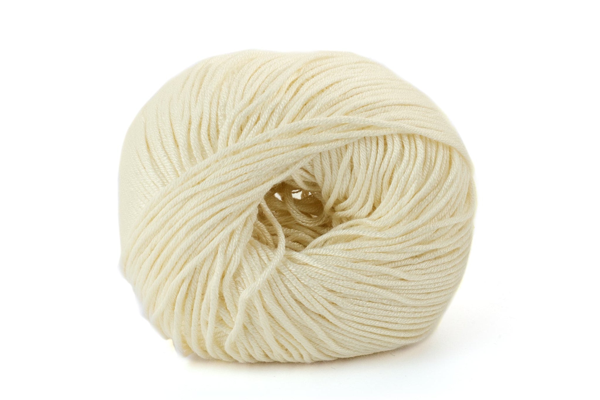 Lana Gatto Sugar nachhaltiges Sommergarn aus 100% Viskose aus Zuckerrohr in Farbe Naturweiss 7648 – hautfreundlich, atmungsaktiv, perfekt für Tops und Accessoires | vegan